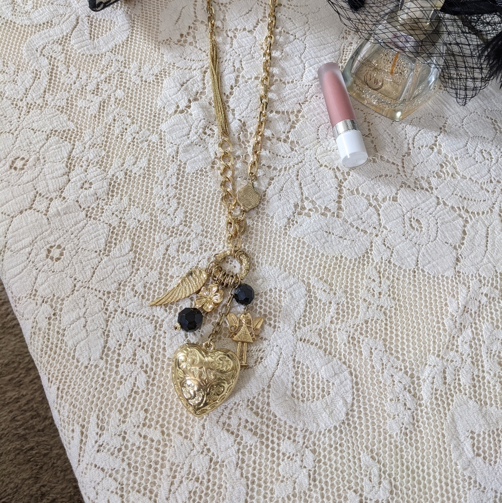 Necklace - Picture 2 of 7